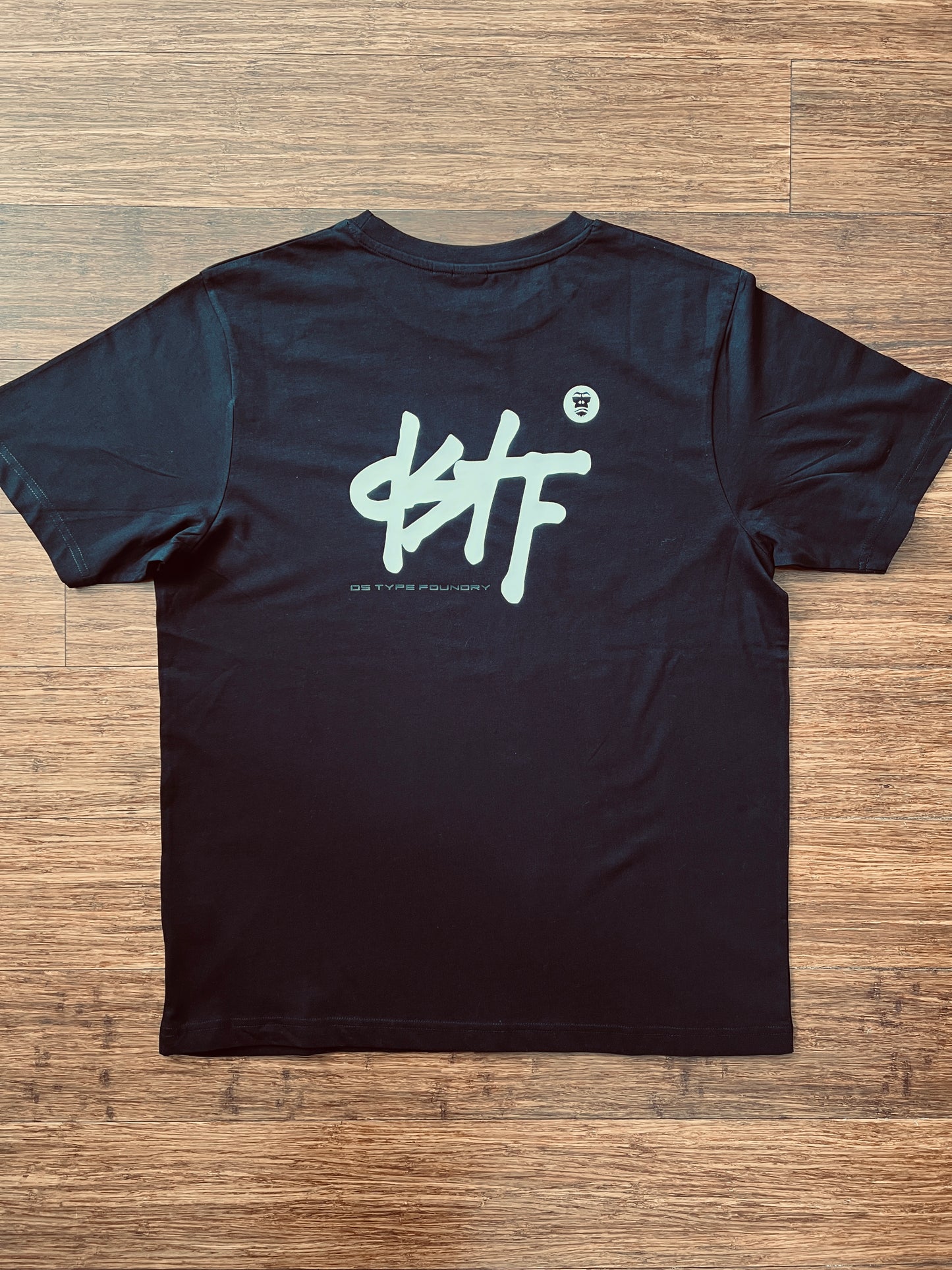 100346 DSTF script design Black T-shirt