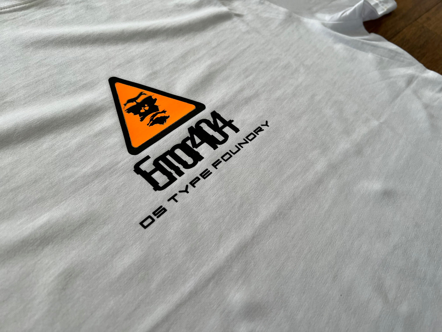 10029 Error404 warning sign. Heavy weight  t-shirt. Special edition