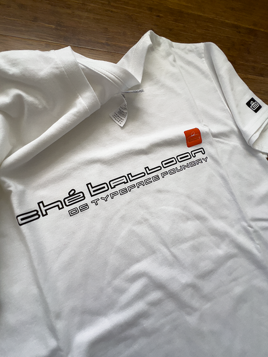 Che Balloon in Black on White short sleeve t'shirt. Heavyweight 100% cotton 220gsm. Typeface: Che Balloon